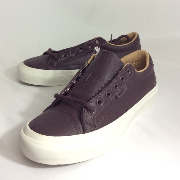 Vans Shoes - NWT Vans Court DX Leather Unisex Sneakers